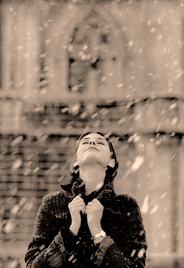 Carven-SnowSharpEdgeBxWRetcc1140px12