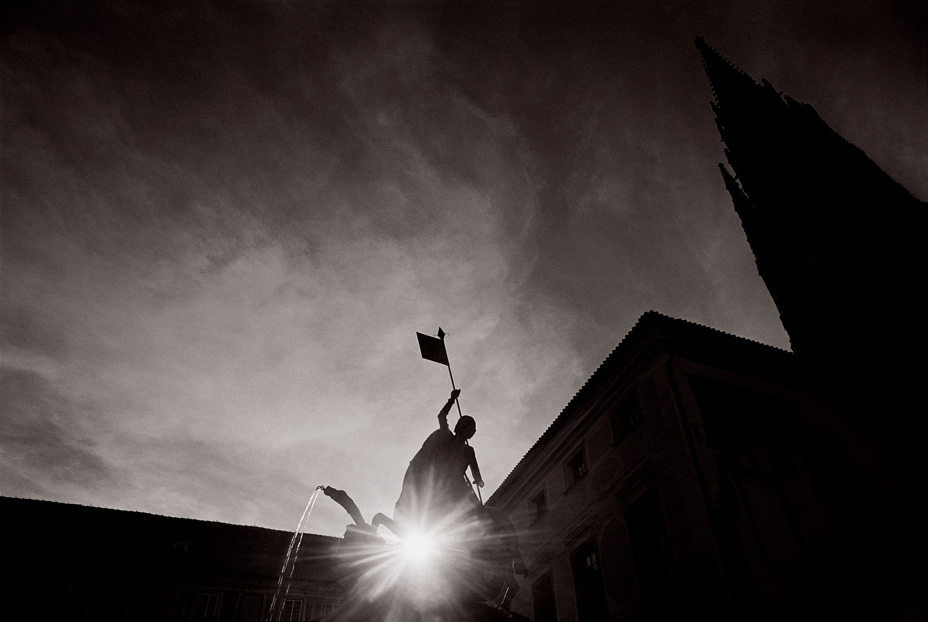Prague-Statue sharp0.5cc 1276px 08
